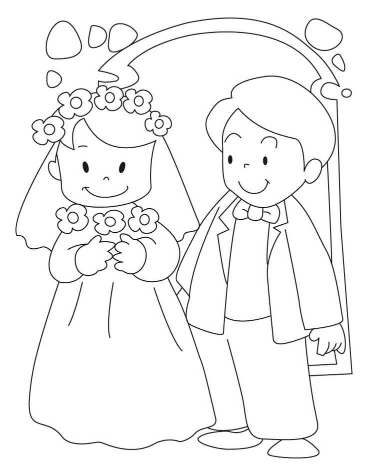 Entzückender Bräutigam und Braut in der Hochzeit