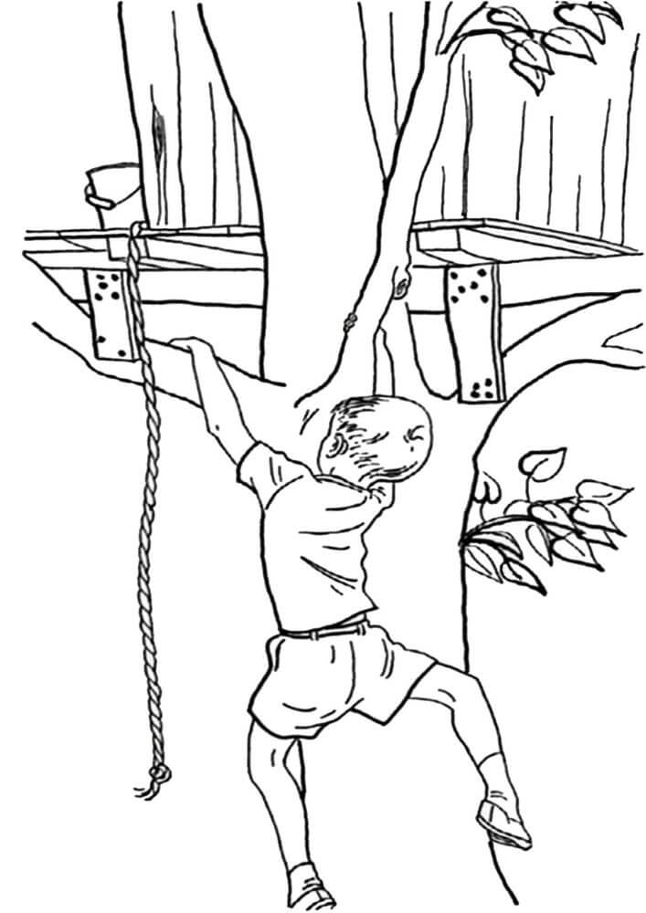 Kind Klettert auf Baumhaus