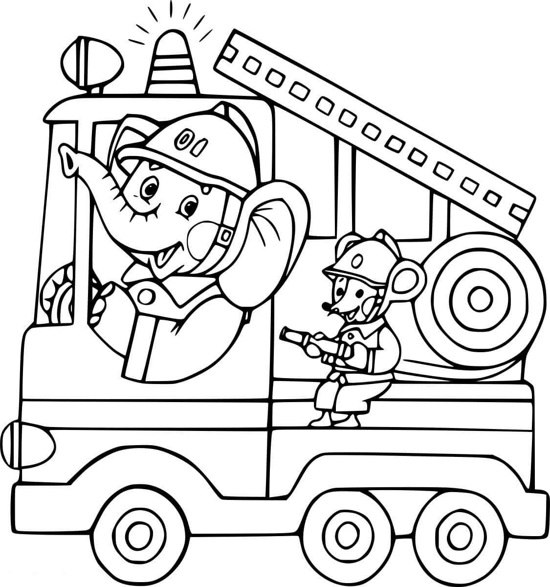 Elefant und Maus auf dem Feuerwehrauto
