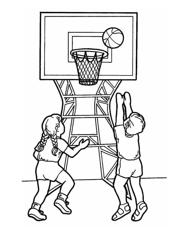 Kinder spielen Basketball