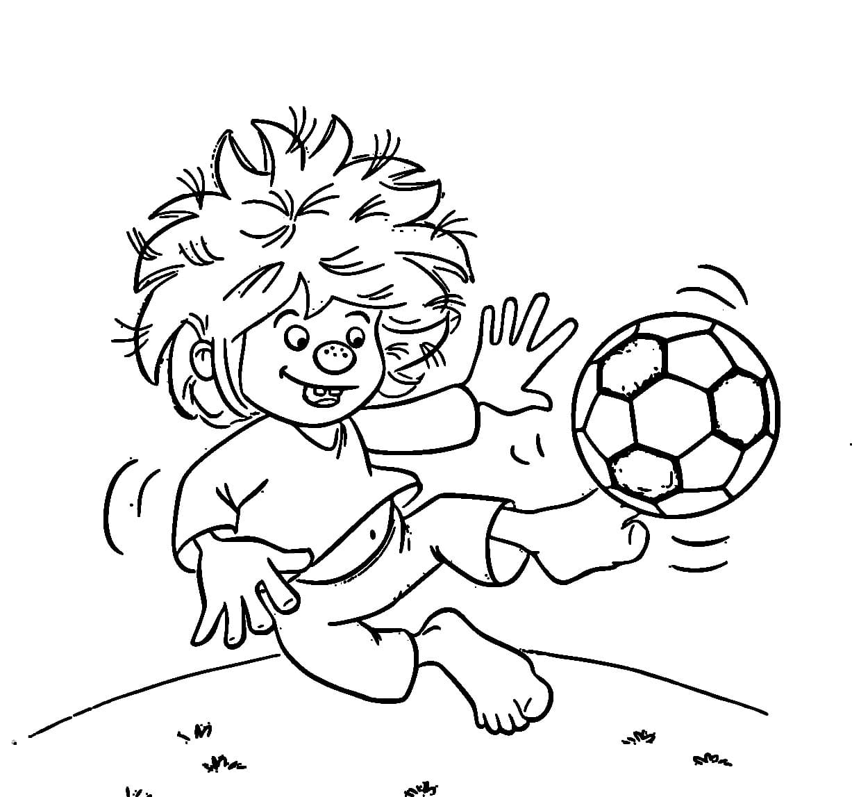 Pumuckl beim Fußballspielen