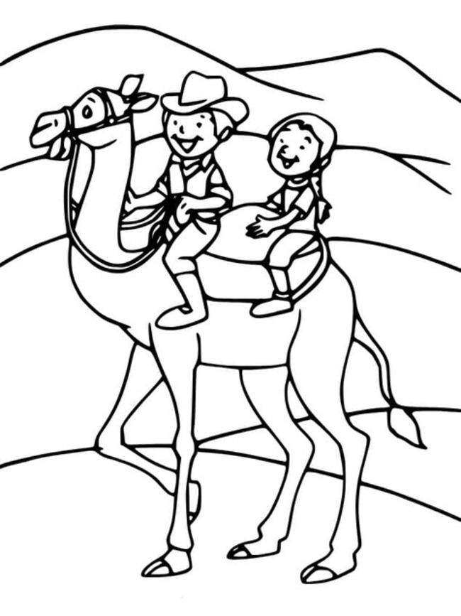 Dibujos de Dibuja a niños montando camellos para colorear