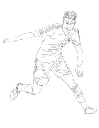 Dibujos de Sergio Ramos Jugando Al Fútbol para colorear