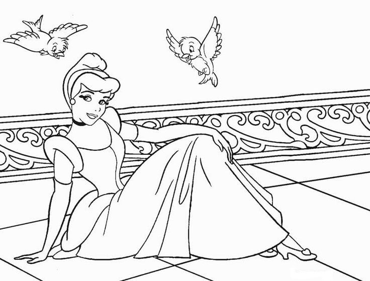 Desenhos de Cinderela Sentada para colorir