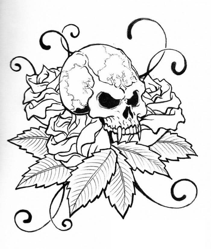 Desenhos de Caveira Assustadora com Tatuagem de Rosa e Flor para colorir