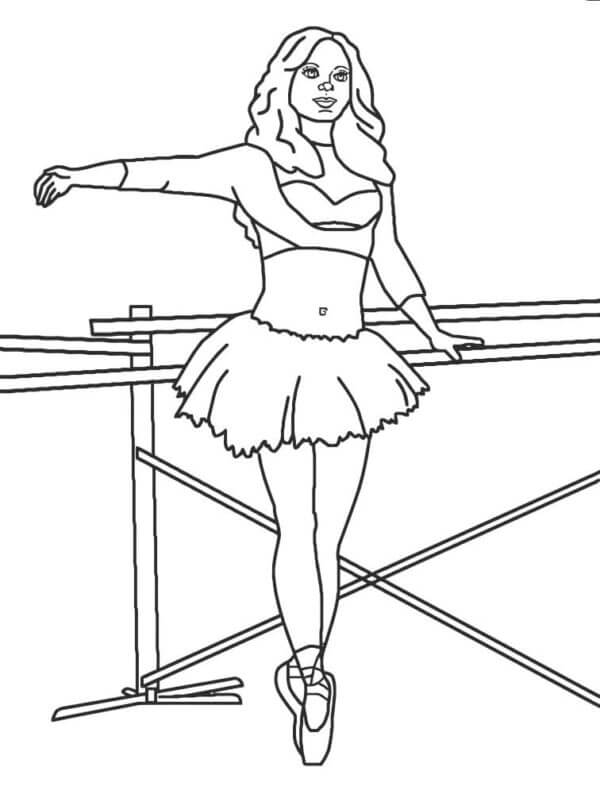 Desenhos de Bailarina Se Prepara Para o Show para colorir