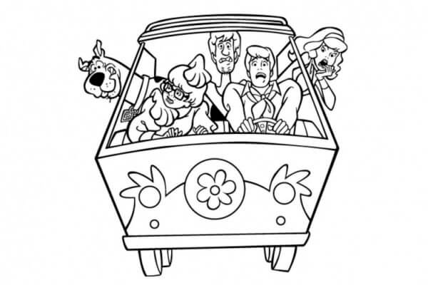 Desenhos de Scooby Doo Com Amigos Dirigindo Carro para colorir